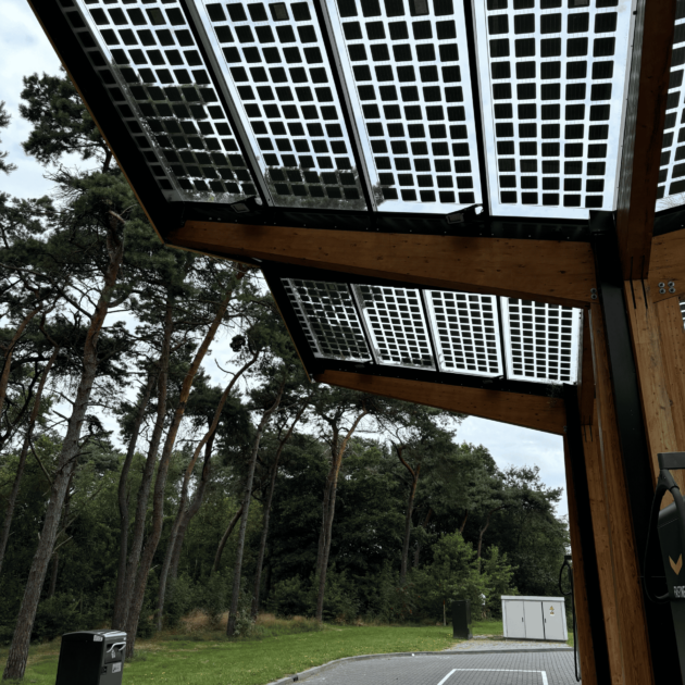Transparentní fotovoltaický OK Panel Pergola - Přístřešek transparentní bez rámu Zastínění 61% - Image 11